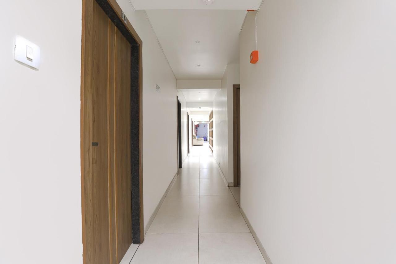 Fabhotel Bharosa Inn Ahmedabad Exterior foto